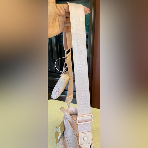 MADDEN GIRL Mauve Mini Tote w/Adjustable Guitar Strap, NWT - Picture 13 of 15